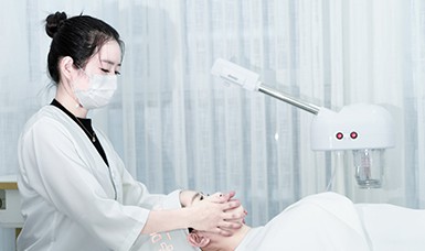 為什么皮膚發(fā)黃，Dr.Jane皮膚管理中心告訴你